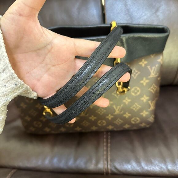 Louis Vuitton Brown and Black Shoulder Bag - Picture 6 of 16